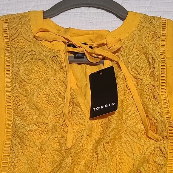 Torrid Yellow Chiffon Lace Accent Blouse - Picture 2 of 5